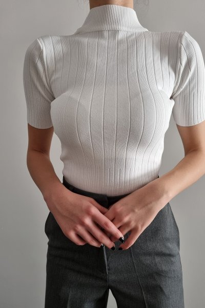 100 5652 Yarım Balıkçı Kısa Kol Fitilli Body