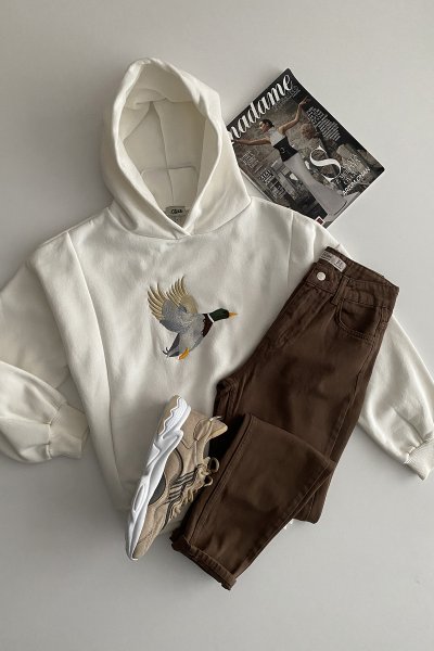 430 430 Ördek Nakışlı Sweat