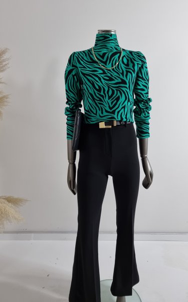 900 3531 Yarım Balıkçı Zebra Desen Kazak