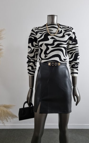 900 3548 Bis yaka zebra dsn triko kazak