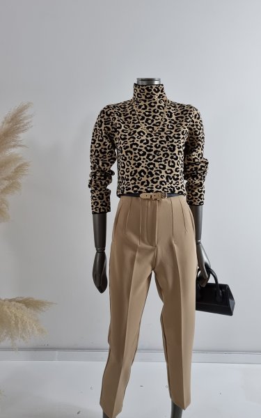 900 3532 leopar kazak