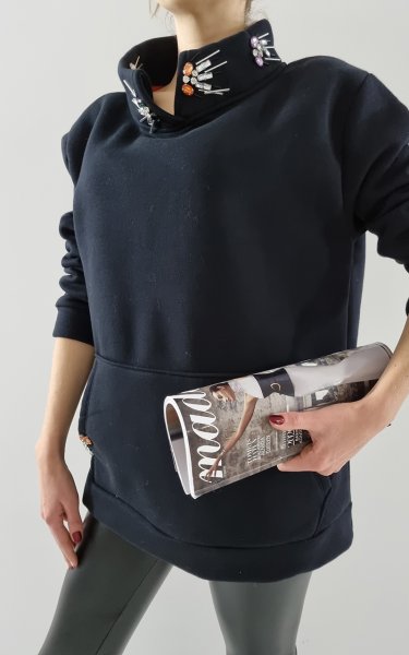 67678 Taşlı sweat