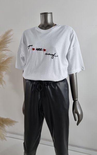 100 21008 Yazı ve Nakışlı Tshirt