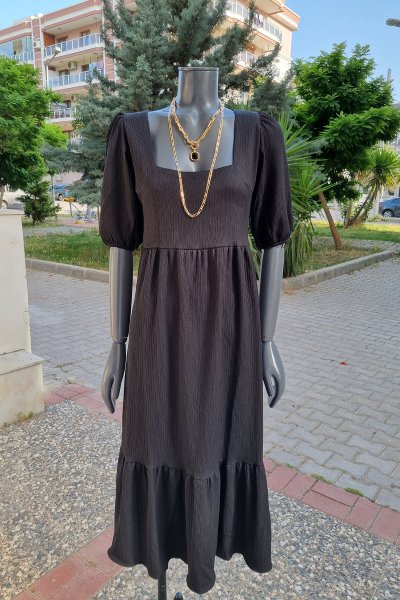 155 8308 Kare yaka kolu lastikli elbise