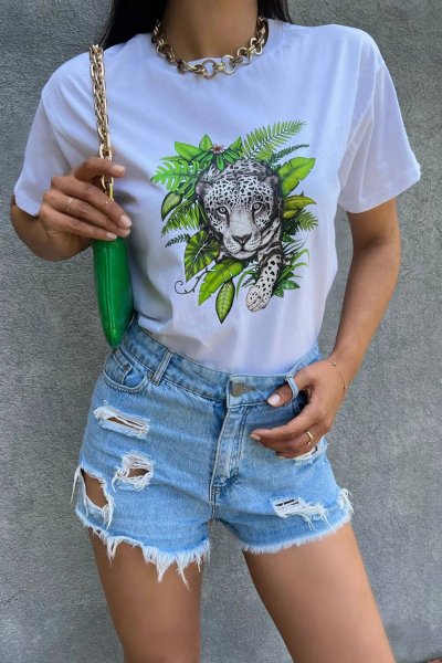 100 210109 Leopar Desenli Tshırt