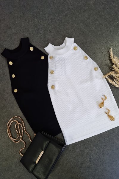 110 151075 Kolları düğmeli atlet