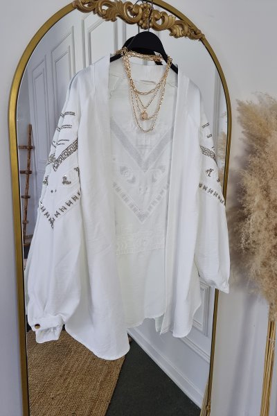 180 35721 Kolları ve arkası nakışlı kimono