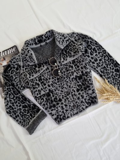 R001 0024 KISA CEPLİ HIRKA