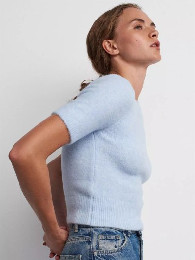 140 10651 YUMUŞAK DOKULU KISA KOL KAZAK