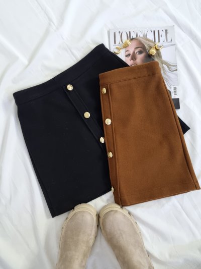 100 DE241050 DÜĞMELİ ETEK