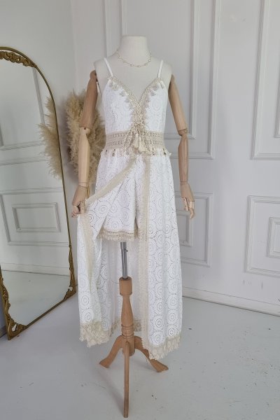 180 38342 Şort Detay Elbise