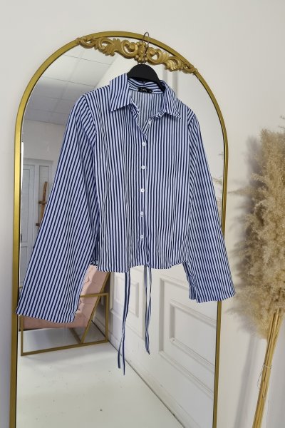 150 7703 Arkadan Bağlamalı Gömlek